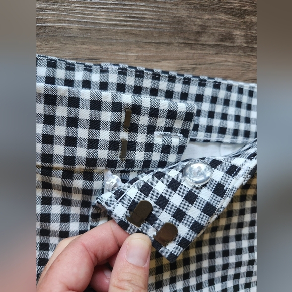 Old Navy Gingham Checker Plaid High Waist Pixie Shorts - Picture 3 of 5